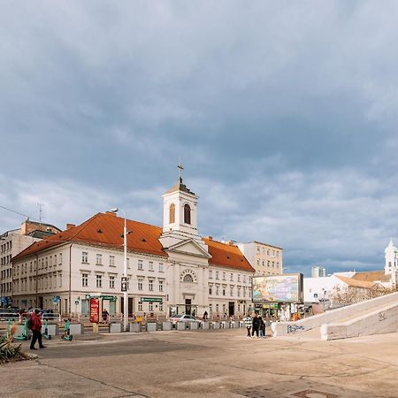 Skau Dunajska Family Two Bedroom Apartment Old Town Bratislava Ngoại thất bức ảnh