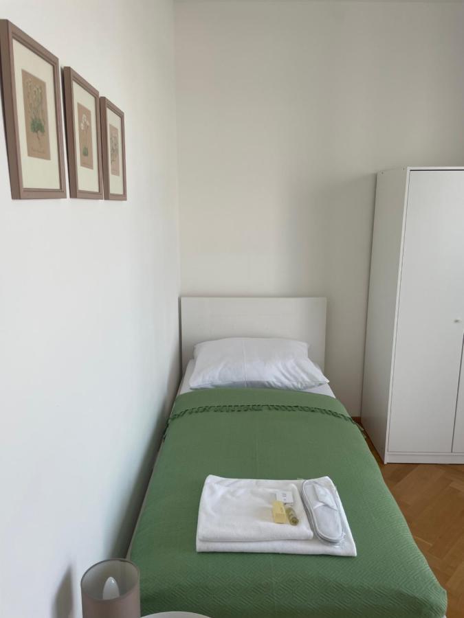 Skau Dunajska Family Two Bedroom Apartment Old Town Bratislava Ngoại thất bức ảnh