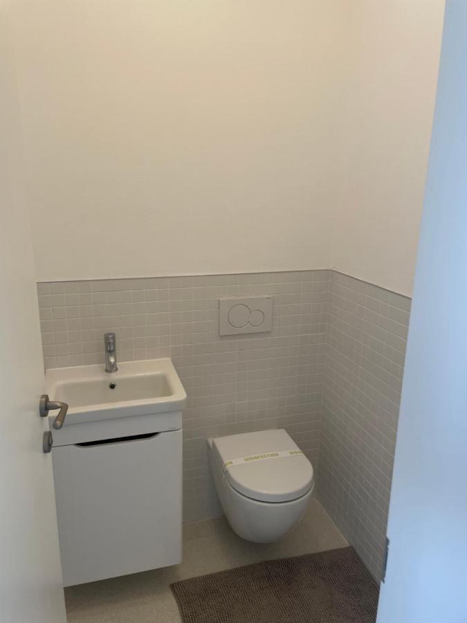 Skau Dunajska Family Two Bedroom Apartment Old Town Bratislava Ngoại thất bức ảnh