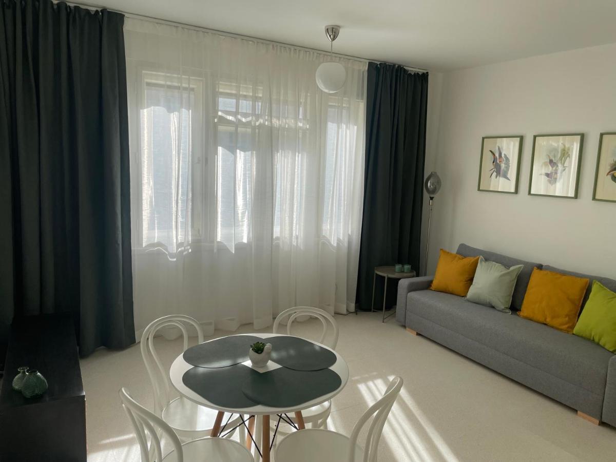 Skau Dunajska Family Two Bedroom Apartment Old Town Bratislava Ngoại thất bức ảnh